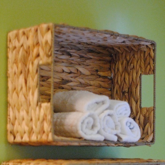 🆕 Target Handcrafted Farmhouse Woven Decorative Storage Basket Bin - Picture 9 of 14